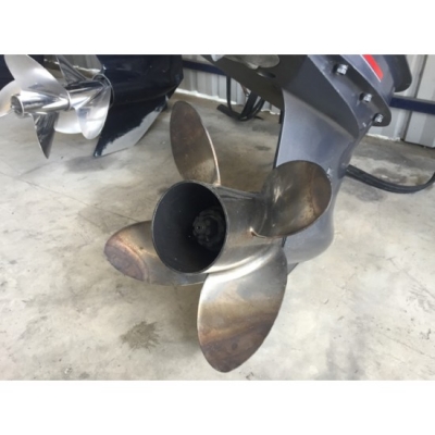 ขายเครื่องเรือเร็ว Yamaha 250แรงม้า 2จังหวะ ระบบหัวฉีด มือสองจากญี่ปุน