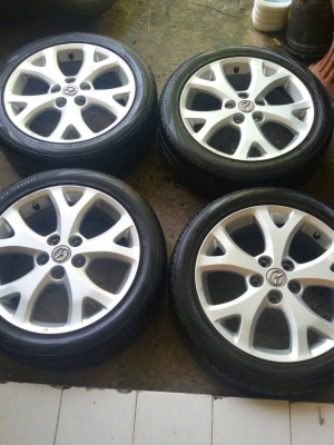 ล้อขอบ 17 5รู 114 พร้อมยาง ชุดล่ะ 8500
