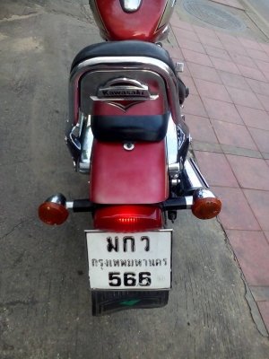 ขาย Kawasaki boss 175 ล้อแม็ก ปี 48 เครื่องดี,ชุดสีถังน้ำมันมีสีแตกลายงา (จอดตากแดด) เล่มพร้อมโอน