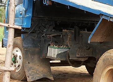 *380,000 บ.ต่อรอง/// 6ล้อดั้ม ISUZU NPR 110 **ขาย ISUZU NPR 110แรง 6ล้อดั้มดิน5คิว ช่วงล่างใหญ่ ISUZU NPR (462xxxx )4BE1-110แรง เครื่อง110แรง ฝาดำ แน่นดี แรงดี เกียร์สั้น เข้าง่ายไม่หลุดครับ ช่วงล่างใหญ่ Fหน้า-หลัง สโลวกลางพร้อมลุย คัสซีดีสวย เดิม ไม่ปะ ไ