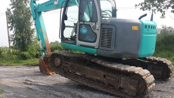 ขายรถแบคโฮเก่านอกจากญี่ปุ่น kobelco sk 135 yy04 สนใจโทรสอบถาม 092-3309229 อี๊ด