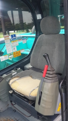 ขายรถแบคโฮเก่านอกจากญี่ปุ่น kobelco sk 135 yy04 สนใจโทรสอบถาม 092-3309229 อี๊ด