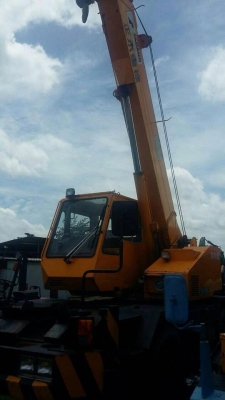 ขายรถเครน TADANO  TR-80ML-1  8 ton   รถสวยพร้อมใช้ราคา 1,550,000 090-772-3710 090-772-3708