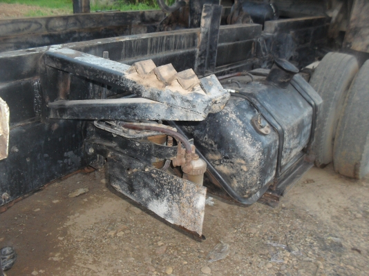 HINO FC2W 120 แรง ดั๊ม SAMMIT สวยๆครับ สนใจติดต่อ 089-8503558 เอ็กซ์ครับ