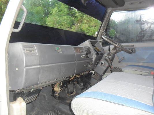 HINO FC2W 120 แรง ดั๊ม SAMMIT สวยๆครับ สนใจติดต่อ 089-8503558 เอ็กซ์ครับ