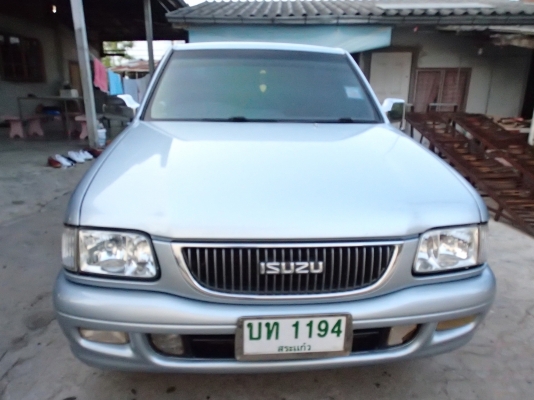 รถบ้านสวยๆครับ ดราก้อนเครื่องดีเดินเบาแน่นช่วงล่างนิ่มศูนย์ตรงสะอาด แอร์CDเพาเวอร์ไลเนอร์ไฟฟ้าครบยางดีสีสวย