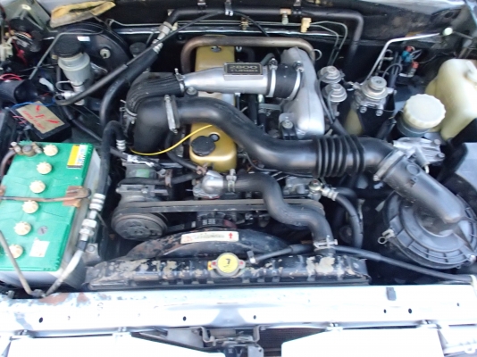 รถบ้านสวยๆครับ ดราก้อนเครื่องดีเดินเบาแน่นช่วงล่างนิ่มศูนย์ตรงสะอาด แอร์CDเพาเวอร์ไลเนอร์ไฟฟ้าครบยางดีสีสวย