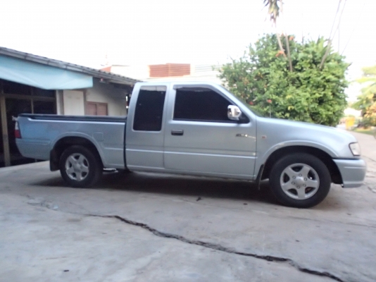 รถบ้านสวยๆครับ ดราก้อนเครื่องดีเดินเบาแน่นช่วงล่างนิ่มศูนย์ตรงสะอาด แอร์CDเพาเวอร์ไลเนอร์ไฟฟ้าครบยางดีสีสวย