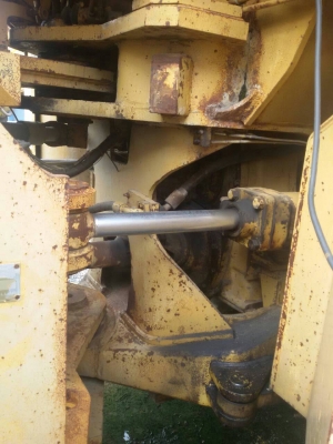 รถตักล้อยาง CAT 988 Bเก่านอกยังไม่ใด้ใช้ในไทย รถตักล้อยาง CAT 988 Bเก่านอกยังไม่ใด้ใช้ในไทย