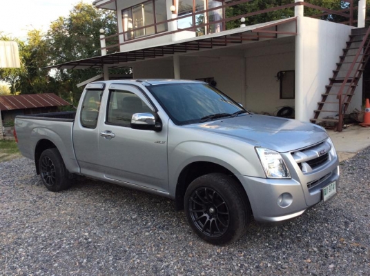 รถ ISUSU DMAX Platinum SLX เครื่อง 2.5  ปี 2011