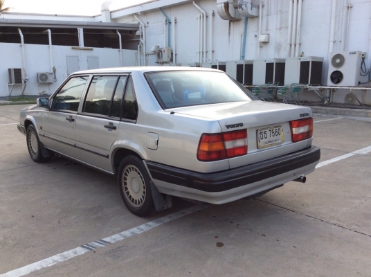 ขายรถ Volvo 940 GLE ปี94 เครื่องเดิม เกียร์ออโต้ ติดแก๊สLPG เพาเวอร์ ไฟฟ้าทั้งคัน ภายในสวยๆสะอาดเบาะ