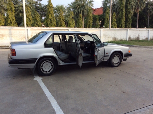 ขายรถ Volvo 940 GLE ปี94 เครื่องเดิม เกียร์ออโต้ ติดแก๊สLPG เพาเวอร์ ไฟฟ้าทั้งคัน ภายในสวยๆสะอาดเบาะ