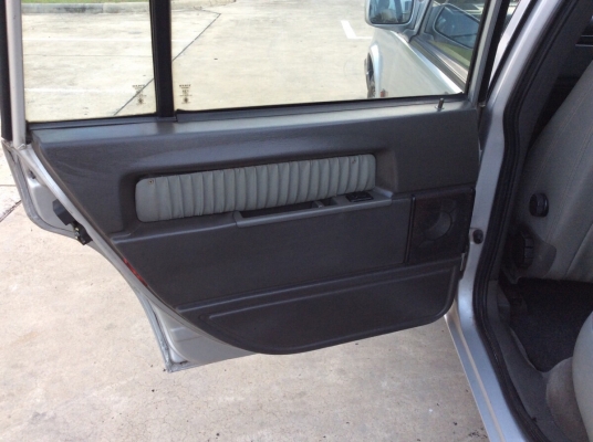 ขายรถ Volvo 940 GLE ปี94 เครื่องเดิม เกียร์ออโต้ ติดแก๊สLPG เพาเวอร์ ไฟฟ้าทั้งคัน ภายในสวยๆสะอาดเบาะ