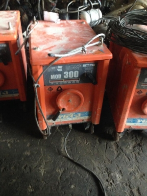 ขายตู้เชื่อมพลัง 300 สภาพ90\%