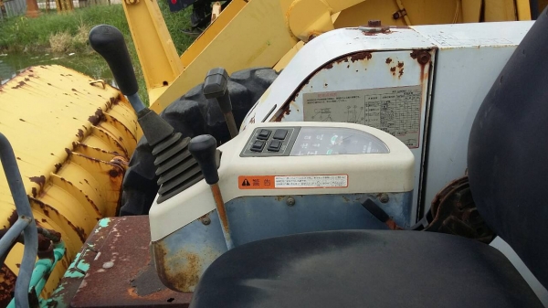 ขายรถแบคโฮ IHI 32 Jพร้อมไลหัวเจาะรถเก่านอกแท้เอกสารพร้อม