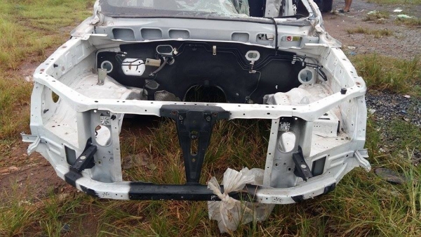 ขายซากรถฟอร์ดปี2012/เกียร์ออโต้/2200ซีซี4ประตู/ขายแยกเล่มทะเบียน/อะไหล่ทุกชิ้นส่วน