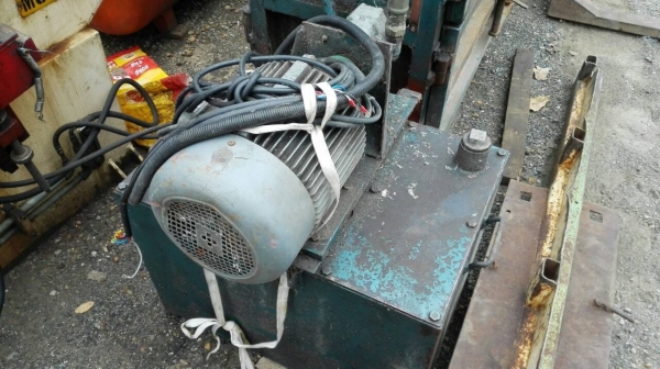 Sale>>เครื่องอัดไฮดรอลิค มอเตอร์ 7.5 HP. พร้อมชุดคอนโทรล โทร 089-2499-123 นครปฐม
