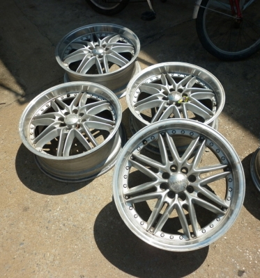 ต้องการขาย ล้อเเม็กขอบ 17 " TENZO SHU กว้าง 7" ออฟ 42