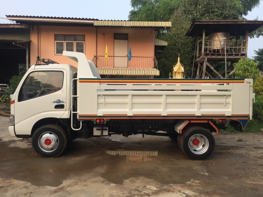 ขาย HINO DUTRO 136 HP TURBO INTERCOOLER