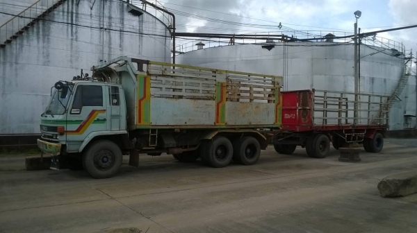 ขายรถพ่วง แม่ดั้ม-ลูกไม่ดั้ม ROCKY FVZ12MY วางเครื่อง 6BG1 เทอร์โบอินเตอร์ 230 แรงม้า ช่วงล่างจัมโบ้ คัสซีสวยตลอดเส้น เบรคทิฟฟี่ สโลว์กลาง ทะเบียนพร้อมโอนครับ