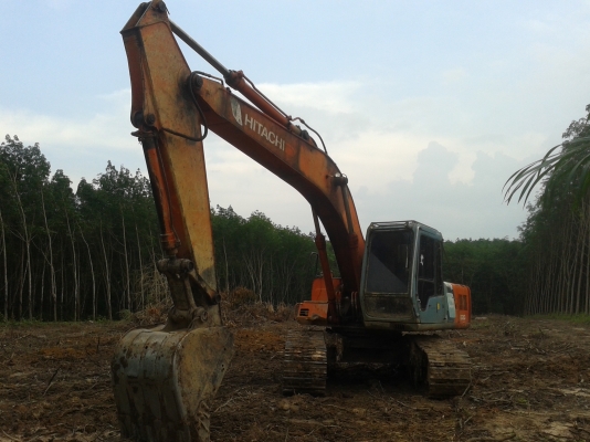 HITACHI EX 200-3