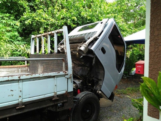 ขายกระบรรทุก 4 ล้อ