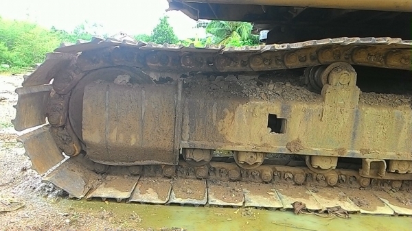 รถแบคโฮ CAT 320 V1 สภาพ พร้อมใช้ งาน มี ทะเบียน