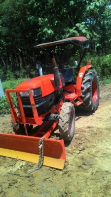 L4508DIสภาพดีจะทำสีล้อใหม่เพิ่มอีกเครื่องเกียรดีมากตัวเปล่าขายกันถูกเพียง320000