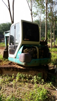 ขายรถแบคโฮ KOMATSU PC40-7 มีเก๋ง แอร์พร้อม ราคา 350000