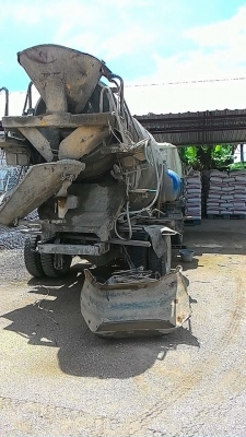 รถหกล้อโม่ปูน ISUZU FORWARD รถเก่าญี่ปุ่น