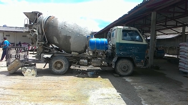 รถหกล้อโม่ปูน ISUZU FORWARD รถเก่าญี่ปุ่น