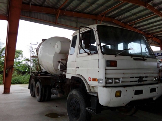ขายรถบรรทุก 10 ล้อโม่ปูน NISSAN กับ HINO ZM 303 โม่ 6 คิว 2 เพลา ราคาคันละ 750000