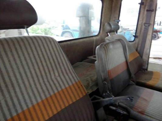 ขายรถบรรทุก 10 ล้อโม่ปูน NISSAN กับ HINO ZM 303 โม่ 6 คิว 2 เพลา ราคาคันละ 750000