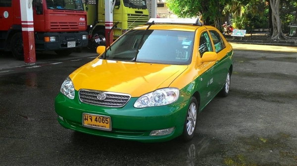 ขายแท็กซี่เขียวเหลือง
