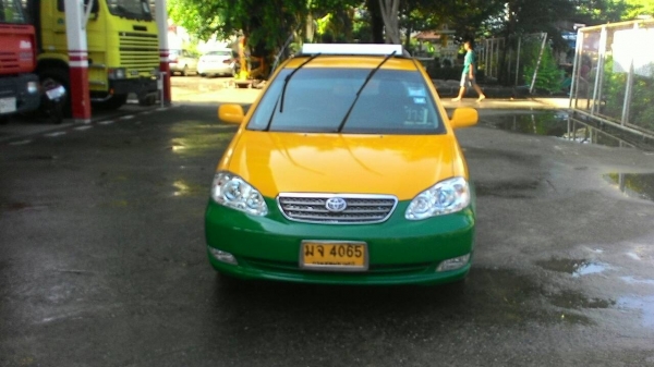 ขายแท็กซี่เขียวเหลือง