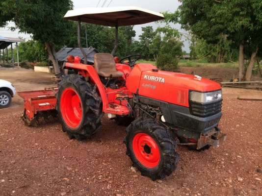 รถไถคูโบต้า L3408 พร้อมอุปกรณ์ มีเล่มทะเบียน รถไถคูโบต้า L3408 พร้อมอุปกรณ์ มีเล่มทะเบียน