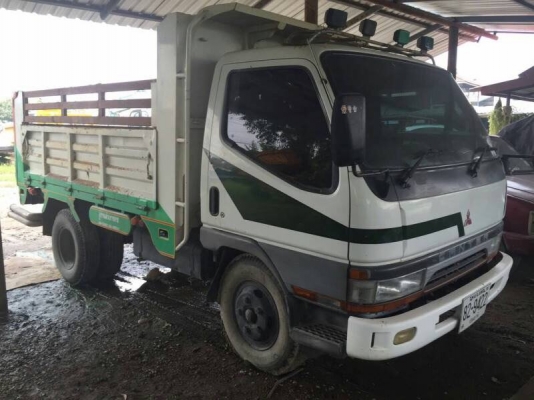 ขาย6ล้อMITSUBISHI CANTER เครื่อง4D3 100แรง