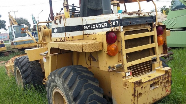 ขายรถตักล้อยาง KOMATSU   507เก่านอกแท้สวยพร้อมใช้ราคา550,000 090-772-3710 090-772-3708