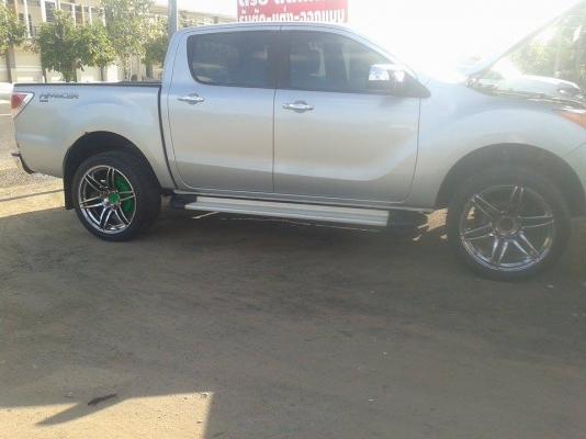 ขายแม็กมือสองขอบ  22 พร้อมยาง