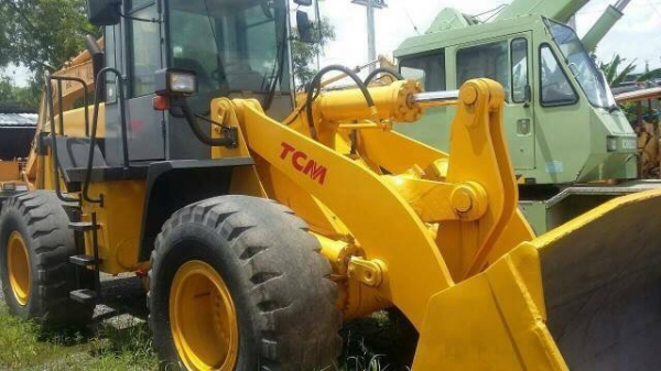 ขายรถตักล้อยาง TCM L32 เก่านอก สภาพพร้อมใช้งานครับ ขายรถตักล้อยาง TCM L32 เก่านอก สภาพพร้อมใช้งานครับ