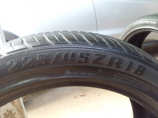 ขายยาง JINYU 225 45 18 ปี 12 (มีคู่เดียว)