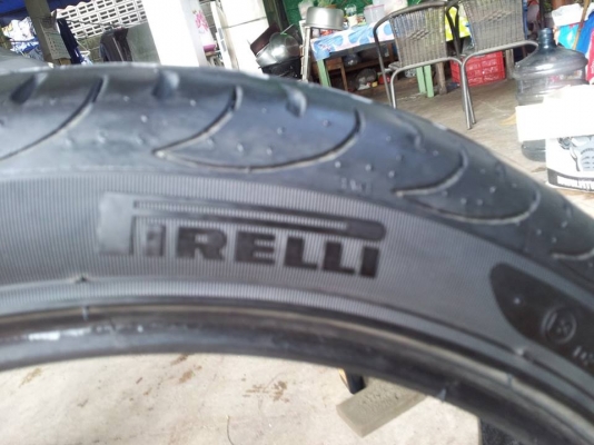 ขายยาง PIRELLI 205 45 17 ปี 12 มีคู่เดียว