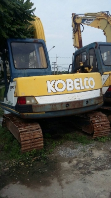 ขายรถแบคโฮ  KOBELCO sk 60-3   เก่านอกแท้เอกสารพร้อมมี 2 คันราคา 700,000 090-772-3710 090-772-3708