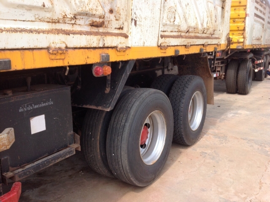 ขายรถบรรทุก 22 ล้อพ่วงแม่ลูกดัมพ์ ISUZU DECA 360 แรงม้าปี 2553 ลูกพ่วง 3 เพลาปี 2553 ราคา 2300000