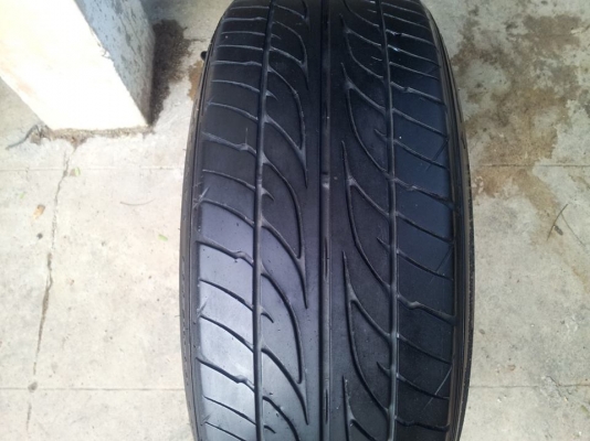 ขายยาง DUNLOP LM 703 205/45/17 ปี 12 มีเส้นเดียว