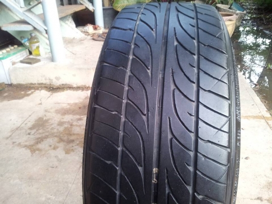 ขายยาง DUNLOP LM 703 205/45/17 ปี 12 มีเส้นเดียว