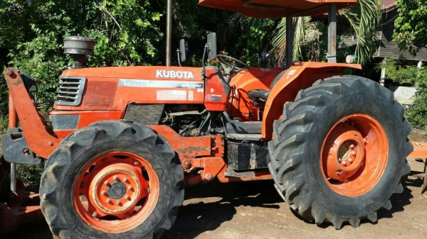 ขายรถไถคูโบต้า m 9000