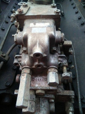 ขาย เครื่องเรือดูดทราย Heno EF300 V8 สภาพตามรูป พร้อมใช้งาน