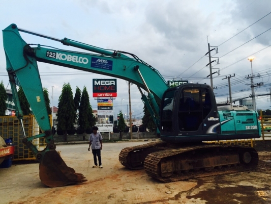 ขายรถแบคโฮ KOBELCO sk200-8  YN-12super 7,xxx ชม.ไฟฟ้าครบเอกสารพร้อมราคา 1,950,000 090-772-3710 090-772-3708