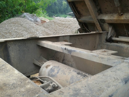 ขายหางพ่วง ดั้ม สามมิต  2  เพลา. ปี 49    สนใจติดต่อ  081 - 6079515